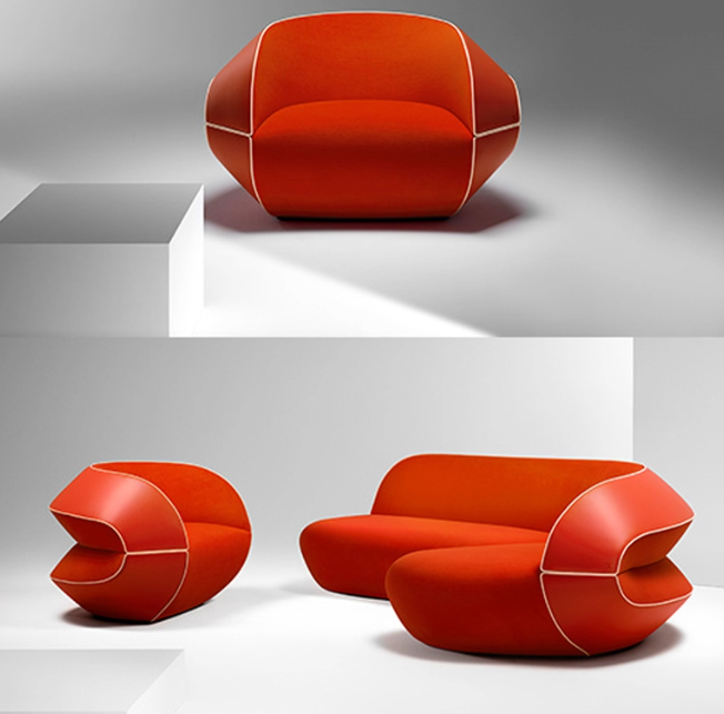 TERRA COTTA BLOOM SOFA '25