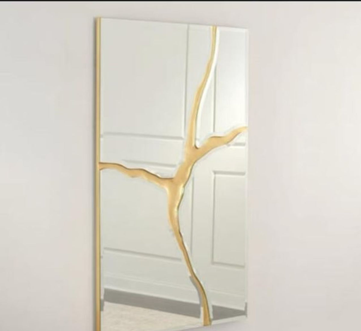 GOLDEN VEIN MIRROR