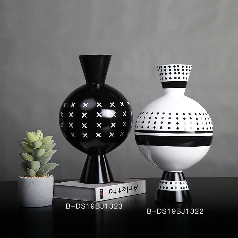 BALLINT DECORATIVE VASE