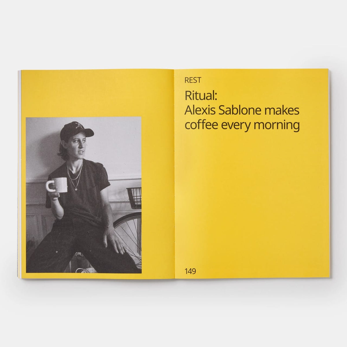 PLANET DECORATIVE BOOK