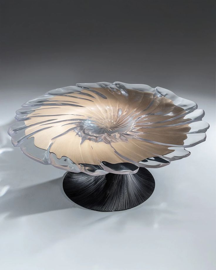 CELESTIA BLOOM DINING TABLE '25