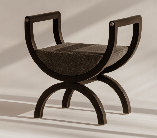 CRESCENT CREST ACCENT CHAIR '25