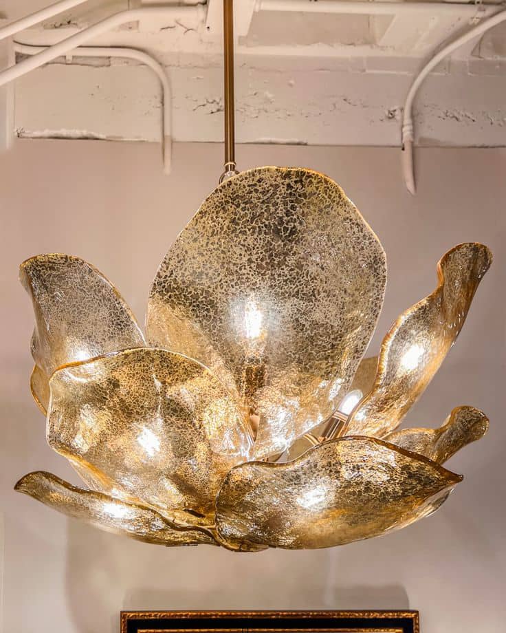 GILDED BLOOM CHANDELIER '25