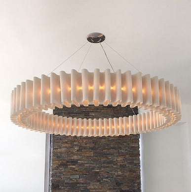 HALO-BRED CHANDELIER '25