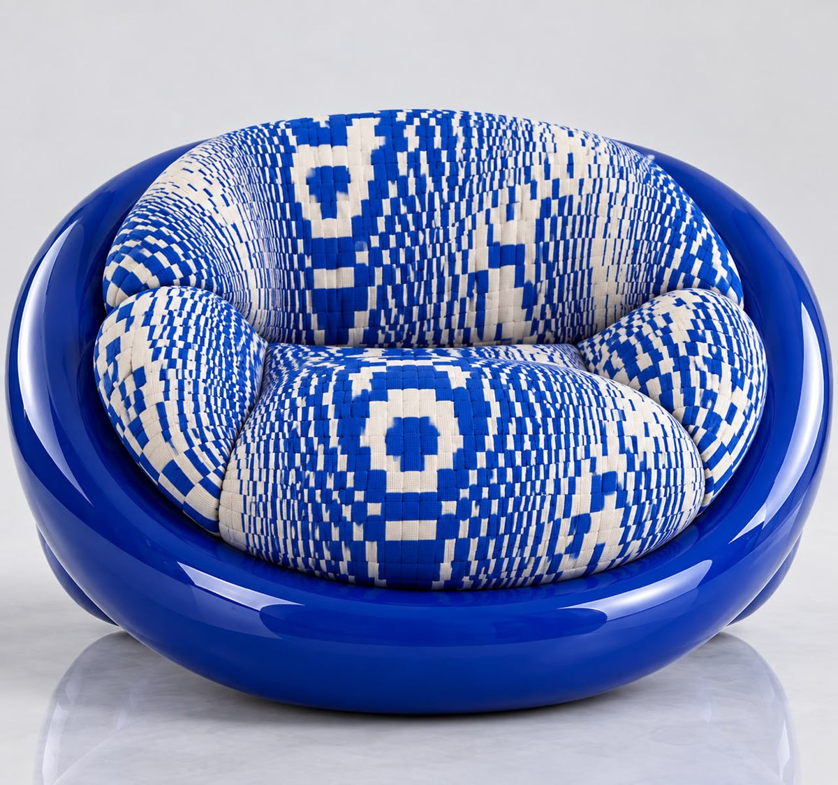 MADEEZA LOUNGE CHAIR '26