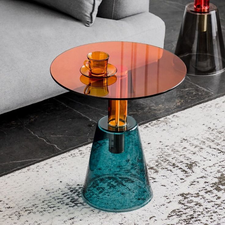 SUNSET SIDE TABLE '25