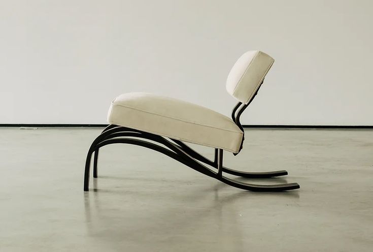 WAVEFORM ACCENT CHAIR '25
