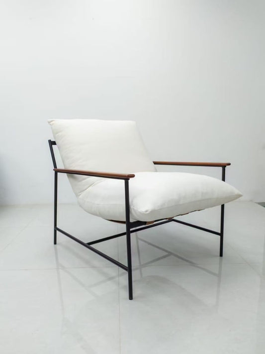AERIS ACCENT CHAIR '25