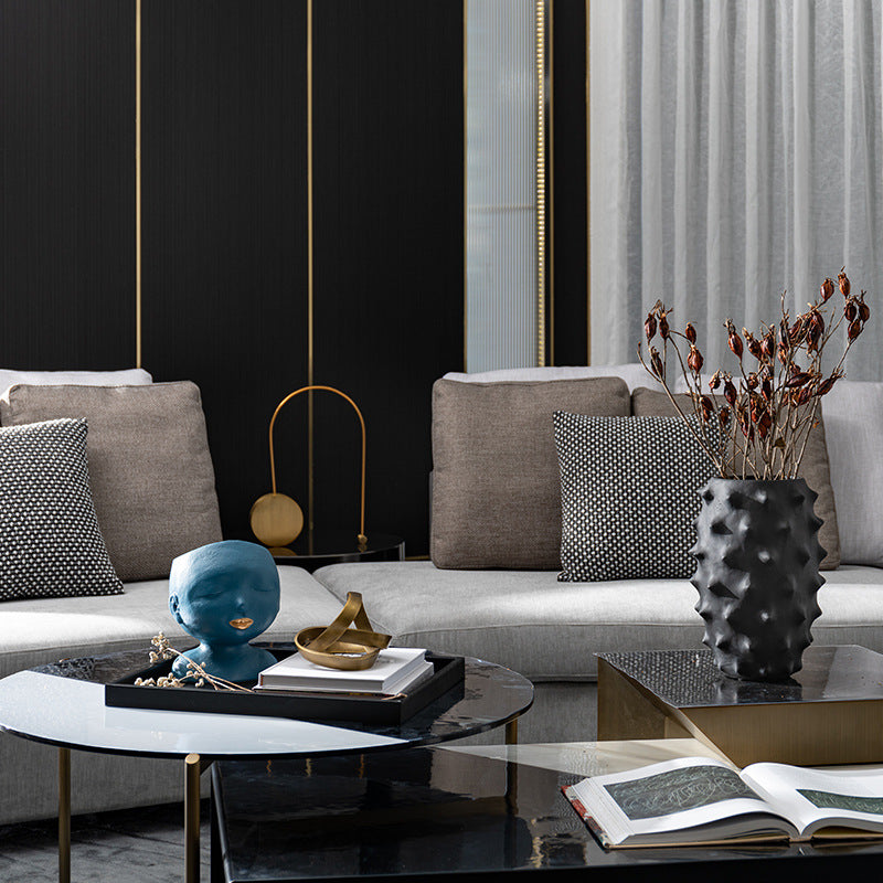 BELTRAN FLOWER VASE