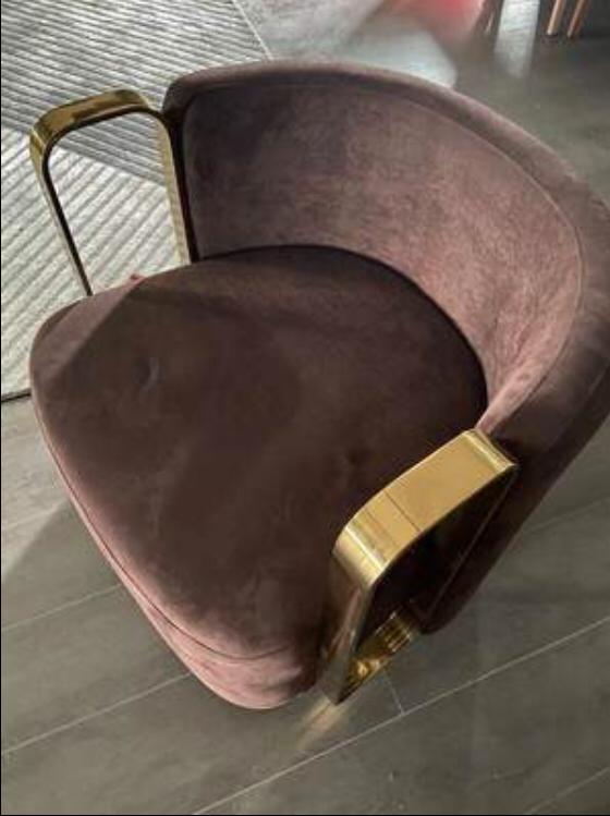 VANYA ACCENT CHAIR