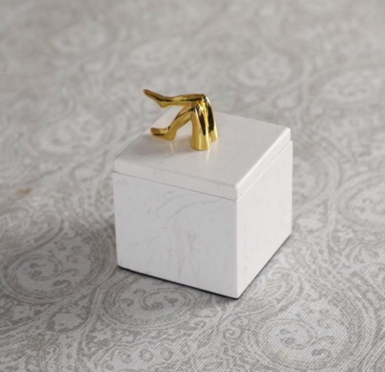 AKINS JEWELRY BOX