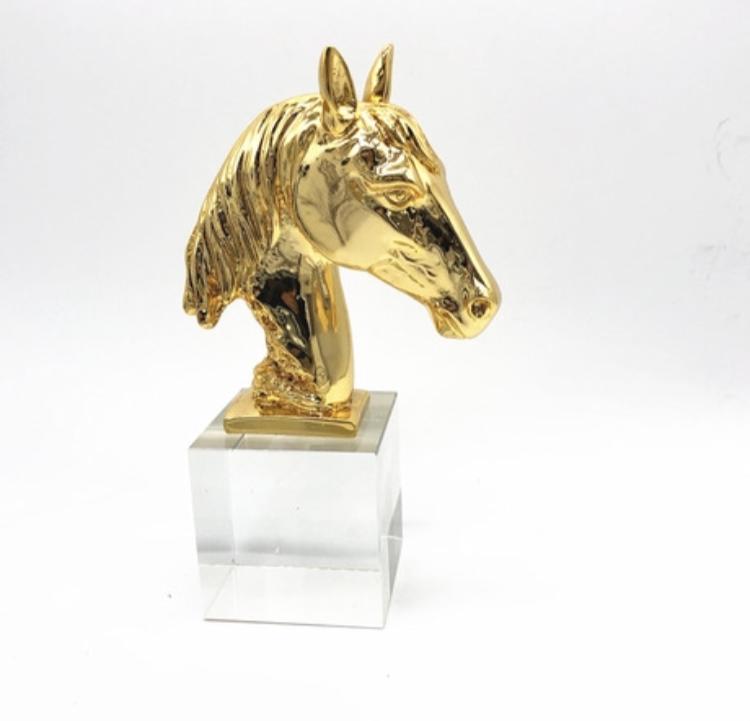 FASHION HORSE ORNAMENT