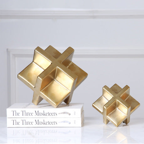 EMMETT GOLDEN ELECTROPLATED DECOR