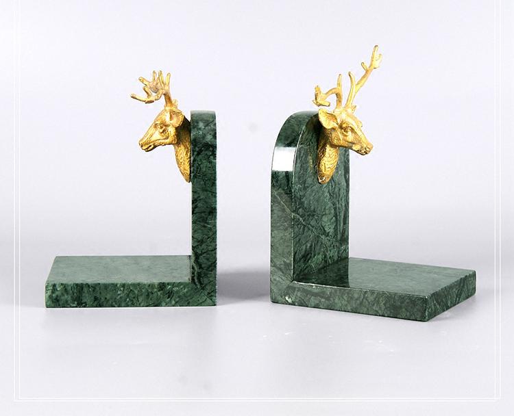 MICHELLE BOOKENDS
