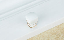 Load image into Gallery viewer, XANDER EUROPEAN WHITE HANDLE/KNOB (MOQ OF 5)