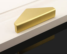 Load image into Gallery viewer, ZAYDEN MODERN ALUMINIUM BATHROOM HANDLE (MOQ OF 5)