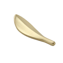 Load image into Gallery viewer, CARTER CREATIVE LEAF HANDLE (MOQ OF 5)