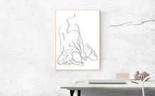 Load image into Gallery viewer, SILHOUETT MINIMALIST FEMALE ART SET OF 3