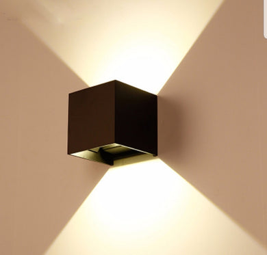 ADRINA LIGHT WALL SCONCE