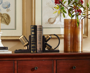 BENEDICTO HEADPHONES & MICROPHONE BOOKENDS