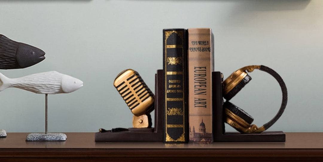 BENEDICTO HEADPHONES & MICROPHONE BOOKENDS