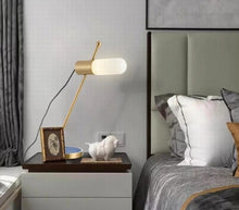 Load image into Gallery viewer, Philibert Desk Lamp