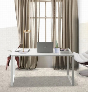 Quartan Desk Lamp