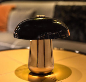 Leopold Desk Lamp