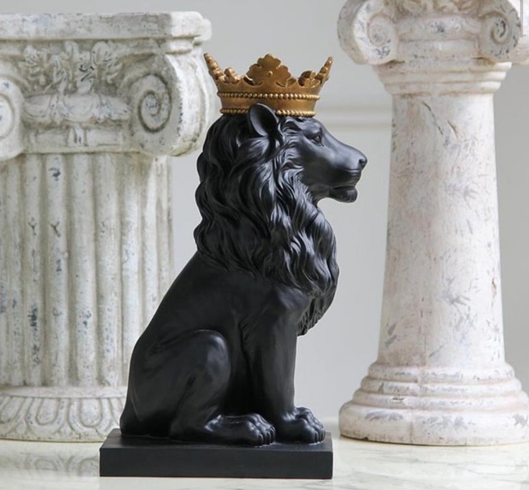 LION KING FIGURINE