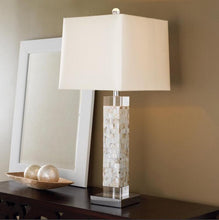Load image into Gallery viewer, Melody 22.8&quot; Table Lamp