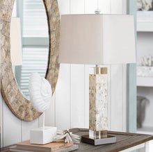 Load image into Gallery viewer, Melody 22.8&quot; Table Lamp