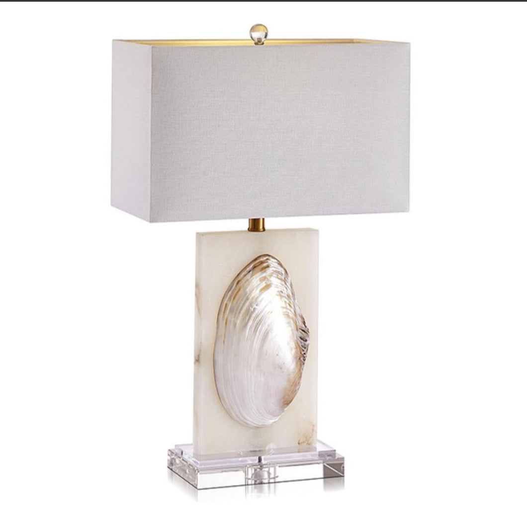 HUMPHERY SHELL TABLE LAMP