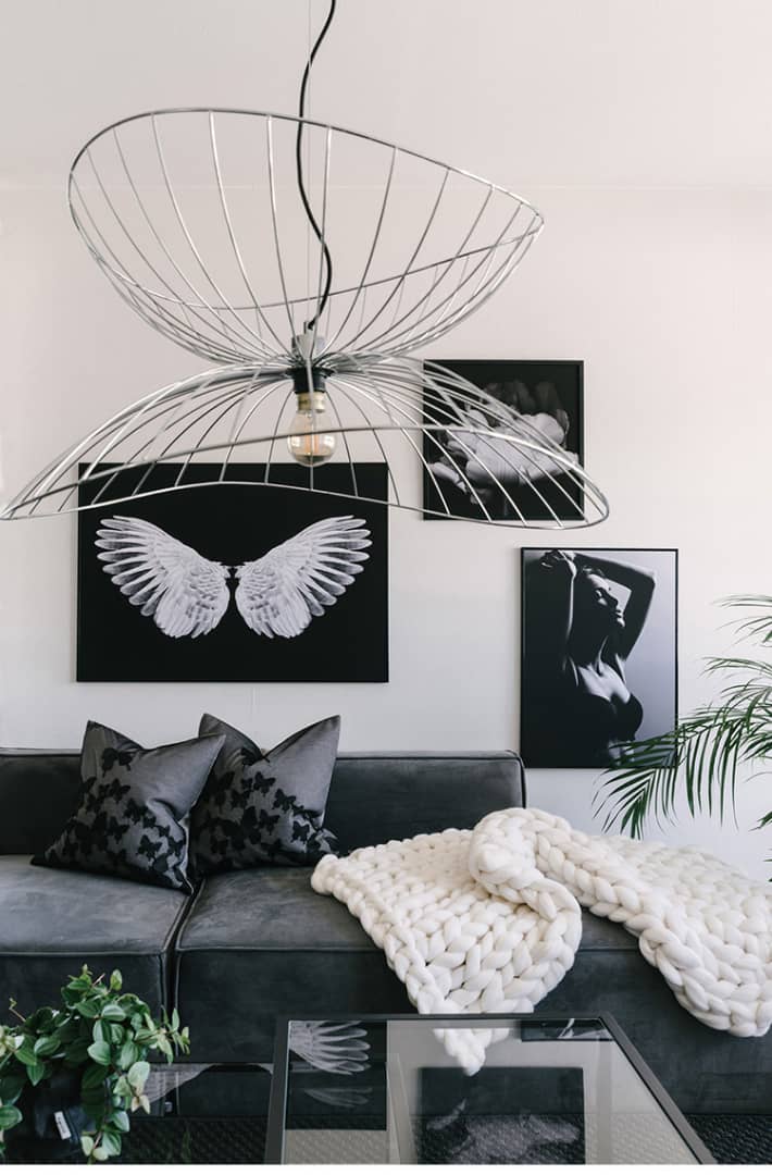 AVIVA PENDANT LIGHT