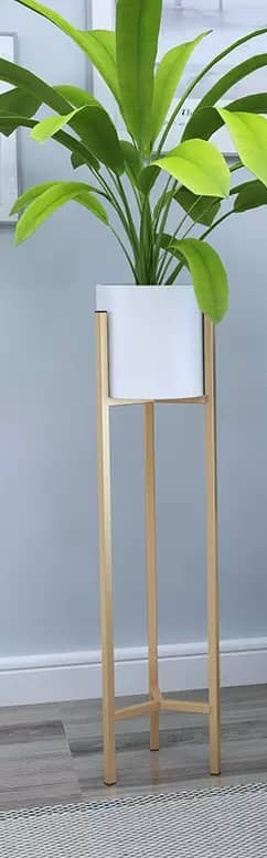 ROXEY-WHITE GOLD FLOWER POT
